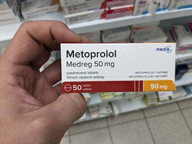 Prag, Çek Cumhuriyeti - 10 Temmuz 2024: METOPROLOL MEDREG ile birlikte METOPROLOL aktif madde, hipertansiyon ve kardiyovasküler sağlık tedavisinde kullanılır.