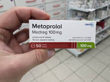 Prag, Çek Cumhuriyeti - 10 Temmuz 2024: METOPROLOL MEDREG ile birlikte METOPROLOL aktif madde, hipertansiyon ve kardiyovasküler sağlık tedavisinde kullanılır.