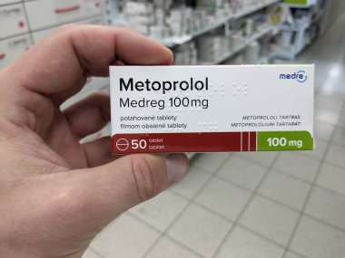 Prag, Çek Cumhuriyeti - 10 Temmuz 2024: METOPROLOL MEDREG ile birlikte METOPROLOL aktif madde, hipertansiyon ve kardiyovasküler sağlık tedavisinde kullanılır.