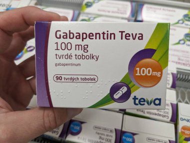 Prag, Çek Cumhuriyeti - 10 Temmuz 2024: GABAPENTIN TEVA ilaç kutusu TEVA tarafından epilepsi ve nöropatik ağrı tedavisinde kullanılan GABAPENTIN aktif madde.