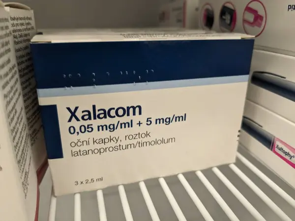 stock image Prague, Czech Republic - July 10 2024: XALACOM box of eye drops with LATANOPROST and TIMOLOL active substances by PFIZER, used for treatment of glaucoma and ocular hypertension.