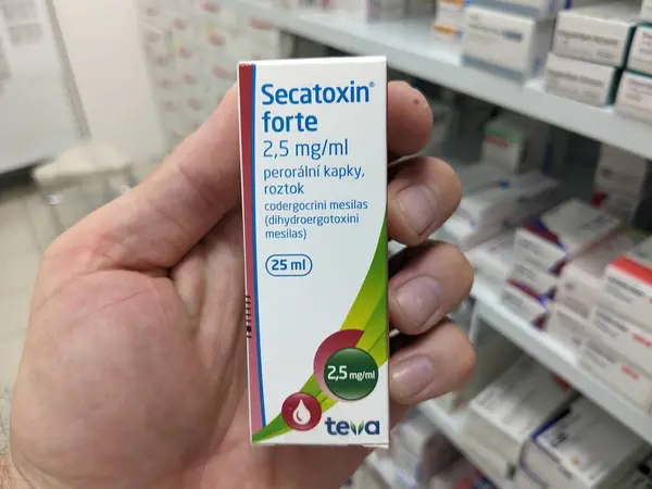 stock image Prague, Czech Republic - July 10 2024: SECATOXIN FORTE box of medication with ESCIN active substance by TEVA, used for treatment of chronic venous insufficiency and varicose veins.