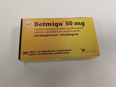 Prag, Çek Cumhuriyeti-7 Ağustos 2024: ASTELLAS 'ın MIRABEGRON aktif maddesiyle BETMIGA ilaç kutusu, aşırı aktif mesanenin tedavisinde kullanılır