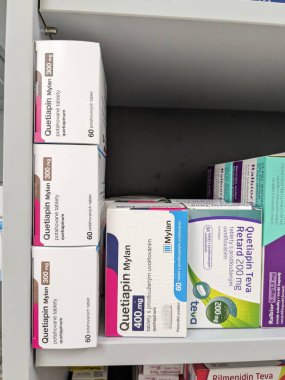 Prag, Çek Cumhuriyeti-10 Ağustos 2024: QUETIAPIN MYLAN kutusunda MYLAN tarafından kullanılan ve bipolar bozukluk ve şizofreni tedavisinde kullanılan QUETIAPINE aktif madde.