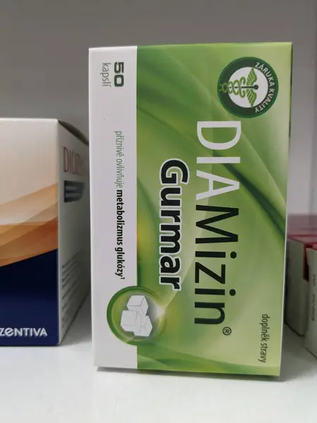 stock image Prague, Czech Republic - July 13, 2024: DIAMIZIN GURMAR capsules with GYMNEMA SYLVESTRE active substance by HERBALMED, used for blood sugar support in diabetes.