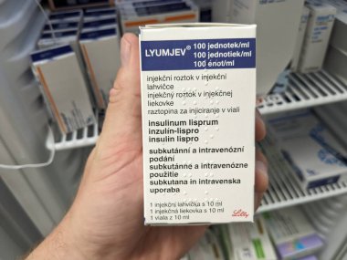 Prag, Çek Cumhuriyeti - 13 Temmuz 2024: LYUMJEV INSULIN LISPRO aktif maddesi, ELI LILLY tarafından, diyabet yönetimi için kullanılır.