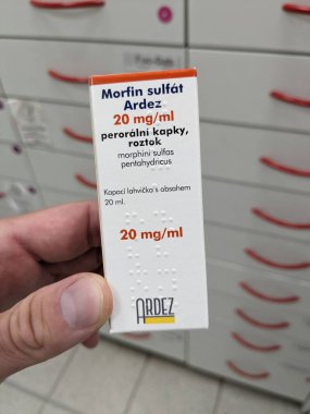 Prag, Çek Cumhuriyeti-9 Ekim 2024: ARDEZ 'in ORFIN SULFAT' ı, sürekli ağrı yönetimi gerektiren hastalarda şiddetli ağrıları tedavi etmek için kullanılan bir opioid ağrı kesici olan Morphine SULFATE içeriyor