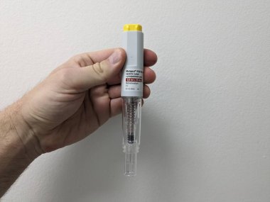 Prag, Çek Cumhuriyeti-Ağustos 16 2024: METOJECT PEN kutulu MEDAC, romatoid artrit ve sedef hastalıklarının tedavisinde kullanılır.
