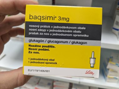 Prag, Çek Cumhuriyeti-9 Mayıs 2024: ELI LILLY tarafından yapılan Baqsimi diyabetik hastalarda şiddetli hipoglisemi tedavisinde kullanılan bir geniz glukozu.