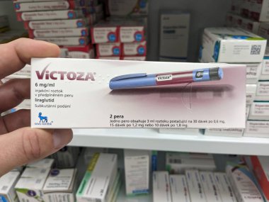 Prag, Çek Cumhuriyeti - 27 Haziran 2024: Novo Nordisk 'in Liraglutide aktif maddesiyle VICTOZA ilacı, diyabet tedavisi için kullanılan Mellitus tip 2, ağırlık yönetimi, hiperglisemi, enjeksiyon