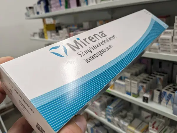 Prag, Çek Cumhuriyeti - 9 Temmuz 2024: MIRENA intrauterine device with LEVONORGESTREL active matter by BAYER, used for long time birth control.