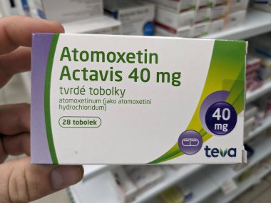 Prag, Çek Cumhuriyeti-9 Temmuz 2024: Atomoxetin Teva kutu dolusu TEVA tarafından Atomoxetine aktif madde, dikkat eksikliği hiperaktivite bozukluğu, dürtü sorunu tedavisinde kullanılır