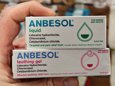 Londra, İngiltere-5 Mart 2025: ANBESOL LIQUID, ağız ülserleri, diş ağrıları ve sakız ağrısından kalıcı rahatlık formülü ile hızlı bir rahatlama sağlar