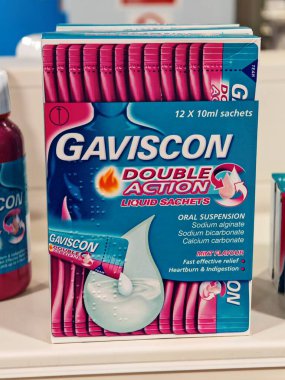 Londra, İngiltere-5 Mart 2025: GAVISCON mide yanması ve asit reflüsünden hızlı ve etkili bir rahatlama sağlar ve mide asidine karşı koruyucu bir bariyer oluşturur