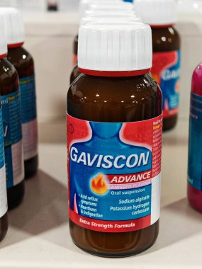 Londra, İngiltere-5 Mart 2025: GAVISCON mide yanması ve asit reflüsünden hızlı ve etkili bir rahatlama sağlar ve mide asidine karşı koruyucu bir bariyer oluşturur