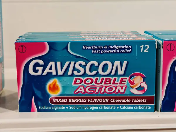 Londra, İngiltere-5 Mart 2025: GAVISCON İkili Aksiyon mide yanması ve asit reflüsünden, mide asidinin nötralize edilmesinden ve koruyucu bir bariyer oluşturulmasından çifte etki sağlar