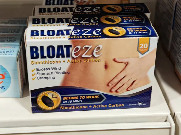 Londra, İngiltere-5 Mart 2025: BLOATEZE, mide rahatsızlığını azaltmak ve sağlıklı sindirimi desteklemek amacıyla, şişkinliği ve gazı azaltan bir sindirim ilavidir.