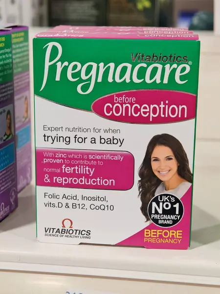 Londra, İngiltere-5 Mart 2025: PregNACARE ORIGINAL sağlıklı bir hamileliği desteklemek için folik asit, demir ve D vitamini gibi temel besinleri sağlayan bir doğum öncesi vitamin takviyesidir.
