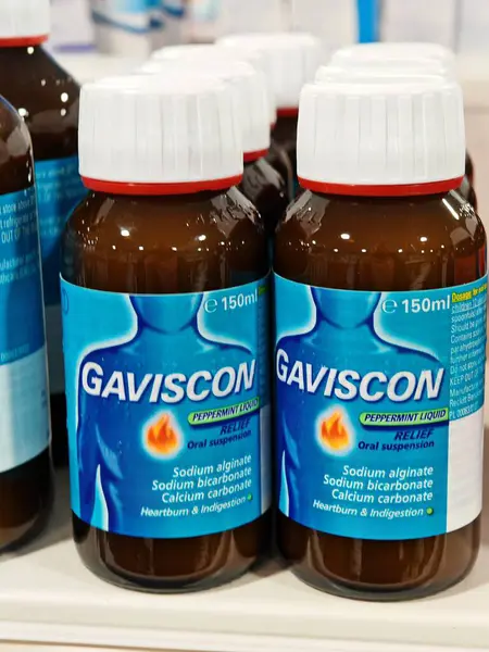 Londra, İngiltere-5 Mart 2025: GAVISCON mide yanması ve asit reflüsünden hızlı ve etkili bir rahatlama sağlar ve mide asidine karşı koruyucu bir bariyer oluşturur
