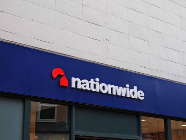 Londra, İngiltere-5 Mart 2025: NATIONWIDE, müşterilere ait bankacılık çözümleri odaklı ipotek, tasarruf hesapları, krediler ve finans hizmetleri sunan bir Birleşik Krallık yapı toplumu..