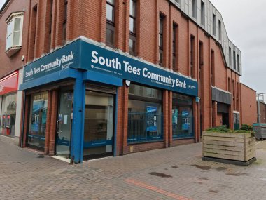 Londra, İngiltere-5 Mart 2025: Güneydeki TEES COMUNITY BANK, yerel toplumları adil ve makul fiyatlı bankacılık çözümleriyle desteklemek için etik mali hizmetler, tasarruf ve krediler sunuyor.