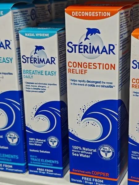 Londra, İngiltere-5 Mart 2025: STERIMAR CONGESTION RELIEF, soğuk algınlığı, alerji ve sinüs sorunlarından kaynaklanan tıkanıklığı azaltmaya yardımcı olan doğal bir deniz suyu burun spreyidir..