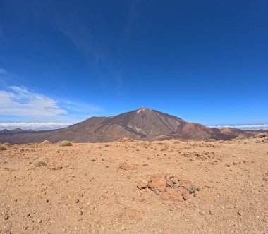 Tenerife Panorama manzarası, İspanya 'nın Kanarya Adaları' ndaki Tenerife Adası 'ndaki yürüyüş gezilerinden güzel doğa manzaralı dağlar.
