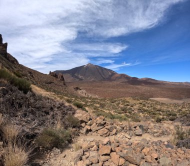Tenerife Panorama manzarası, İspanya 'nın Kanarya Adaları' ndaki Tenerife Adası 'ndaki yürüyüş gezilerinden güzel doğa manzaralı dağlar.