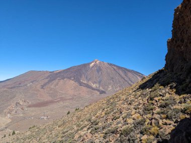 Tenerife Panorama manzarası, İspanya 'nın Kanarya Adaları' ndaki Tenerife Adası 'ndaki yürüyüş gezilerinden güzel doğa manzaralı dağlar.