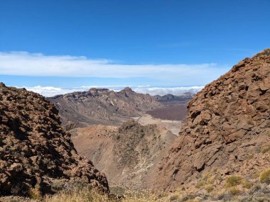 Tenerife Panorama manzarası, İspanya 'nın Kanarya Adaları' ndaki Tenerife Adası 'ndaki yürüyüş gezilerinden güzel doğa manzaralı dağlar.