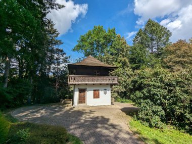 Pelhrimov Masaryk Meydanı ve kilise gözetleme kulesi, Vysocina bölgesi, Bohemya, Çek Cumhuriyeti