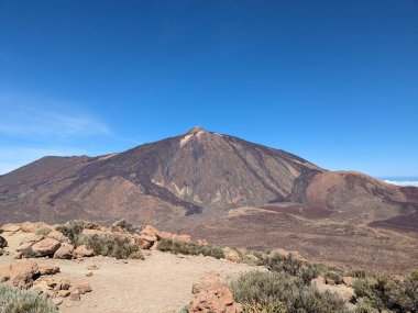 Tenerife Panorama manzarası, İspanya 'nın Kanarya Adaları' ndaki Tenerife Adası 'ndaki yürüyüş gezilerinden güzel doğa manzaralı dağlar.