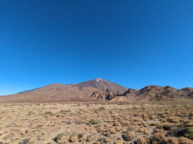 Tenerife Panorama manzarası, İspanya 'nın Kanarya Adaları' ndaki Tenerife Adası 'ndaki yürüyüş gezilerinden güzel doğa manzaralı dağlar.