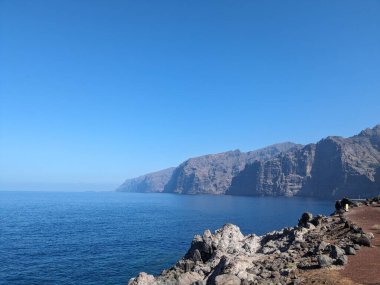 Tenerife Panorama manzarası, İspanya 'nın Kanarya Adaları' ndaki Tenerife Adası 'ndaki yürüyüş gezilerinden güzel doğa manzaralı dağlar.