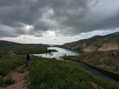 Wadi Zahar, Ürdün 'ün Irbid bölgesinde yer alan bir vadidir. Umm Qais 'den Ürdün yolunda yürümek, dağ manzarası