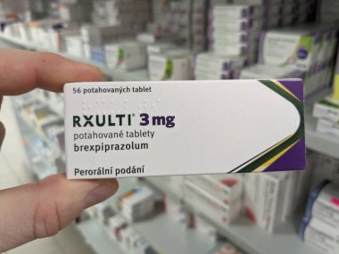 Prag, Çek Cumhuriyeti-6 Mayıs 2025: Rxulti 3 mg brexpiprazol antipsikotik haplar şizofreni ve depresyon için kullanılır