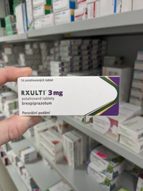 Prag, Çek Cumhuriyeti-6 Mayıs 2025: Rxulti 3 mg brexpiprazol antipsikotik haplar şizofreni ve depresyon için kullanılır