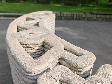 Küçük bir mimari sanatsal evin 3D baskılı beton duvarı. Dijital Sanatsal Sanatın Girişimi.