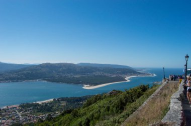 Monte de Santa Trega, İspanya: Doğanın tarihle buluştuğu nefes kesen manzaralar ve kültürel zenginlik sunan pitoresk bir manzara.