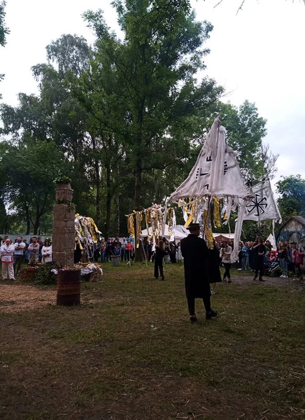クラスニスワフの町の中心部で毎年行われるクパラの夜のお祝いのパリンカ 2023年6月17日 — ストック写真