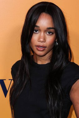 Amerikalı aktris ve model Laura Harrier, 25 Ekim 2022 'de Beverly Hills, Los Angeles, Kaliforniya, ABD' de düzenlenen 468 North Rodeo Drive 'daki Veuve Clicquot 250. Yıldönümü Kültür Sergisi' ne geldi.. 