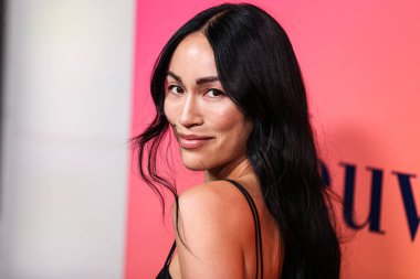 Amerikalı yönetici Stephanie Shepherd, Veuve Clicquot 250. Yıldönümü Solaire Kültür Sergisi açılışına 25 Ekim 2022 'de Beverly Hills, Los Angeles, Kaliforniya, ABD' de düzenlenen 468 North Rodeo Drive 'da geldi..