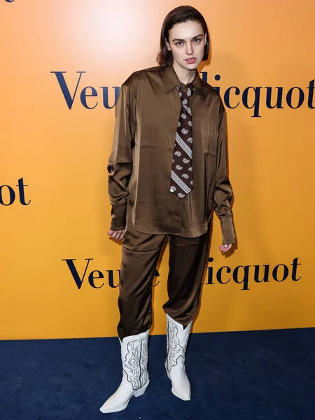 Actriz Estadounidense Ava Capri Llega 250 Aniversario Veuve Clicquot Solaire — Foto de Stock