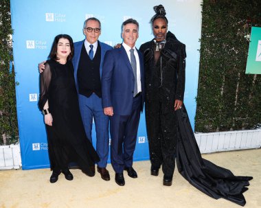 Universal Müzik Grubu Başkan Yardımcısı Michele Anthony, Cumhuriyet Kayıtları 'nın eş kurucusu, başkanı ve CEO' su Monte Lipman, Cumhuriyet Kayıtları 'nın kurucusu ve başkanı Avery Lipman ve Amerikalı aktör Billy Porter Umut Şehri' ne geldiler.