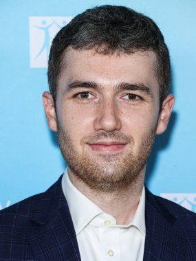 Mercury Records 'un başkanı Tyler Arnold, 27 Ekim 2022' de Amerika Birleşik Devletleri 'nin Los Angeles, Kaliforniya, Batı Hollywood' daki Pacific Design Center 'da düzenlenen Umut Şehri 2022 Yaşam Ruhu galasına geldi.. 