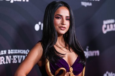 Amerikalı şarkıcı Becky G (Rebbeca Marie Gomez) Darren Dzienciol 'un CARN' ına geldi * Alessandra Ambrosio 'nun ev sahipliği yaptığı EVIL Cadılar Bayramı Partisi 29 Ekim 2022 tarihinde Bel Air, Los Angeles, Kaliforniya, ABD' de özel bir konutta gerçekleşti.. 