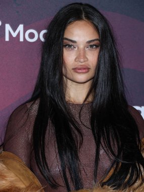 Avustralyalı model Shanina Shaik, Darren Dzienciol 'un CARN' ına ulaştı * Alessandra Ambrosio 'nun ev sahipliği yaptığı EVIL Cadılar Bayramı Partisi 29 Ekim 2022 tarihinde Bel Air, Los Angeles, Kaliforniya, ABD' de özel bir konutta gerçekleşti.. 