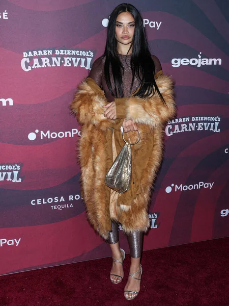 Australische Model Shanina Shaik Arriveert Darren Dzienciol Carn Evil Halloween — Stockfoto