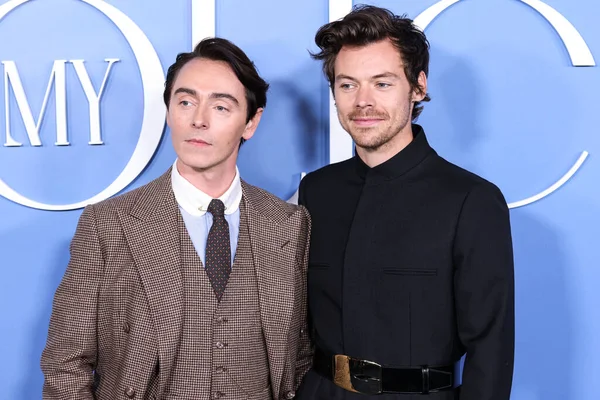 stock image English actor David Dawson and English singer-songwriter Harry Styles wearing a Gucci suit arrive at the Los Angeles Premiere Of Amazon Prime Video's 'My Policeman' held at the Regency Bruin Theatre on November 1, 2022 in Westwood, Los Angeles