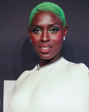 İngiliz aktris ve model Jodie Turner-Smith, 1 Kasım 2022 'de Manhattan, New York, New York, ABD' de düzenlenen IPIC Fulton Market NYC Tiyatrosu 'nda düzenlenen İzafiyet Medyası ve Tavuskuşu' nun 